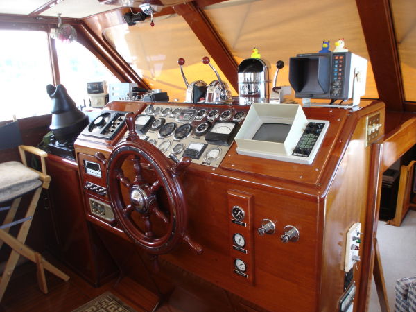 De Anza III Navigation Electronic System